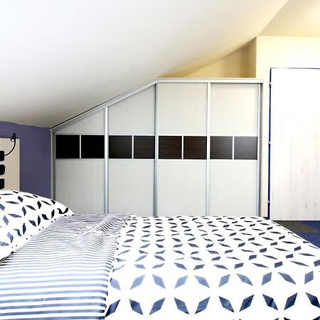 2 Bedrooms House With Enclosed Garden And Wifi At Slezska Ostrava Eksteriør billede