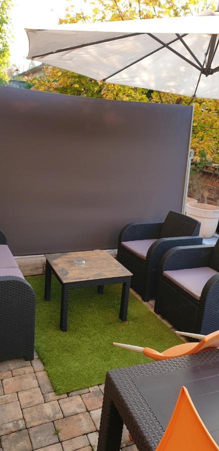 2 Bedrooms House With Enclosed Garden And Wifi At Slezska Ostrava Eksteriør billede