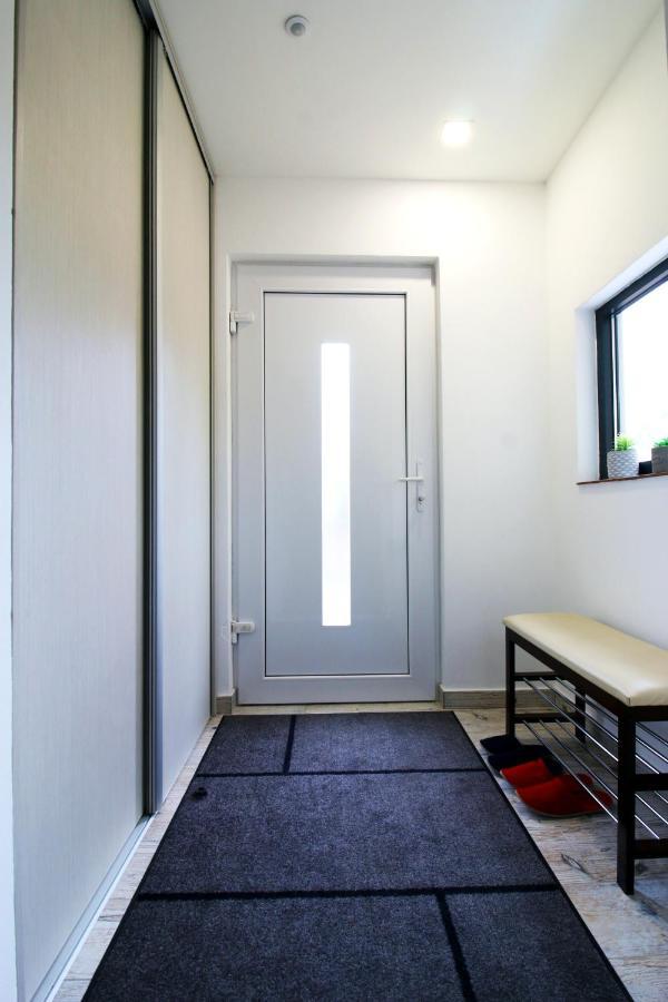 2 Bedrooms House With Enclosed Garden And Wifi At Slezska Ostrava Eksteriør billede